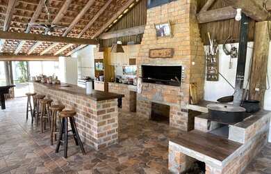 Imagem 5: Casa de alto padrão. 4 Dormitórios