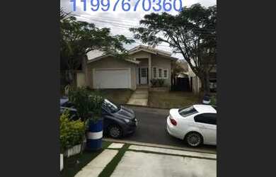 Imagem: A casa em condomínio possui 3 Dormitórios, 3 Banheiros, 4