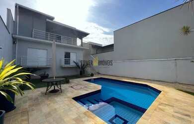 Imagem: A casa em condomínio possui 3 Dormitórios, 5 Banheiros, 4