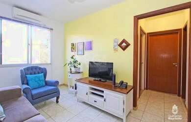 Imagem: O apartamento possui 2 Dormitórios, 1 Banheiro, 1 Vaga na garagem