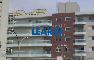 Imagem: O apartamento na cobertura possui 3 Dormitórios, 2 Banheiros