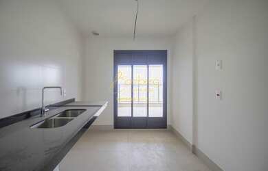 Imagem 13: IL Faro Jardim Guedala. Guarda roupa, 195m² de Área, 3 Vagas na garageme3...