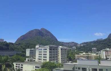 Imagem: O apartamento na cobertura possui 3 Dormitórios, 2 Banheiros
