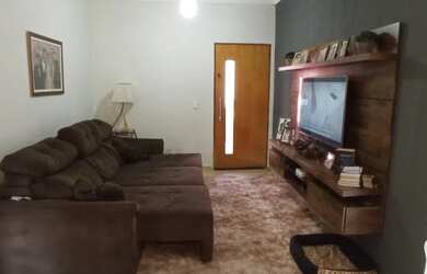 Imagem 2: Casa à Venda no Bairro Jardim Astúrias com 3 quartos por R$ 345.000