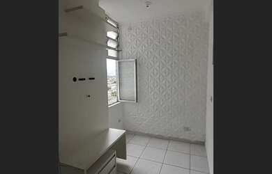 Imagem: O apartamento possui 1 Dormitório, 1 Banheiro, 1 Vaga na garagem