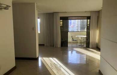 Imagem: O apartamento possui 3 Dormitórios, 3 Banheiros, 2 Vagas na