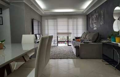 Imagem: O apartamento possui 4 Dormitórios, 1 Banheiro, 3 Vagas na