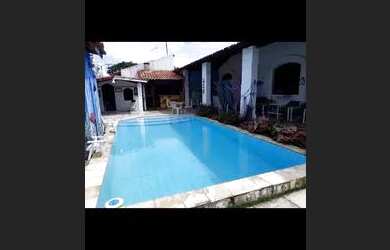 Imagem: A casa possui 5 Dormitórios, 5 Banheiros, 5 Vagas na garagem