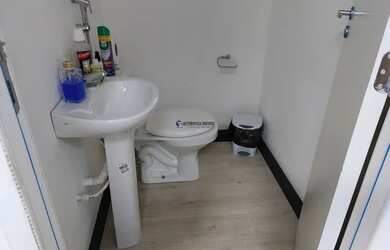 Imagem: O depósito possui 475m² de Área e está localizado em Rochdale