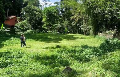 Imagem: O terreno possui 3000m² de Área e está localizado em Barra
