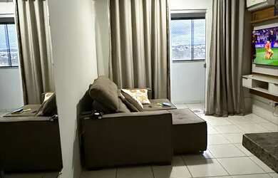 Imagem: O apartamento possui 2 Dormitórios, 1 Banheiro, 2 Vagas na