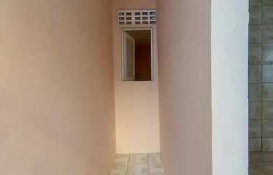 Imagem 13: 3/4 , 2 suites 1 andar em rua Publica