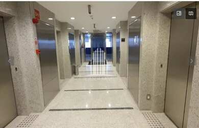 Imagem: O depósito possui 2 Vagas na garagem, 103m² de Área e está