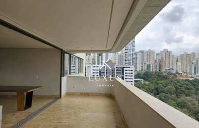 Imagem: O apartamento possui 4 Dormitórios, 5 Banheiros, 4 Vagas na