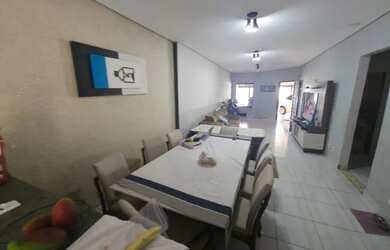 Imagem: O apartamento possui 2 Dormitórios, 2 Banheiros, 5 Vagas na