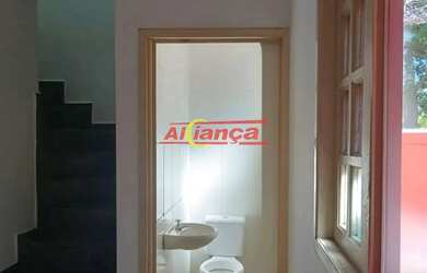 Imagem: A casa possui 3 Dormitórios, 2 Banheiros, 4 Vagas na garagem