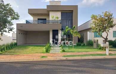 Imagem: A casa em condomínio possui 3 Dormitórios, 4 Banheiros, 4