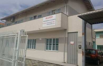 Imagem: A kitnet possui 1 Dormitório, 1 Banheiro, 38m² de Área e