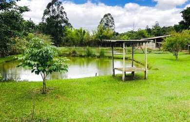 Imagem: O terreno possui 2.300m² de Área e está localizado em Primeiro