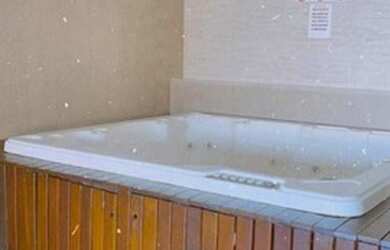 Imagem 2: PORTO REAL MOBILIADO. Imóvel mobiliado, 65m² de Área, 1 Vaga na garageme2...