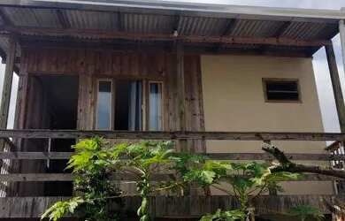 Imagem: A casa possui 1 Dormitório, 1 Banheiro e está localizado