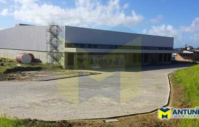 Imagem: O depósito possui 5 Vagas na garagem e 3350m² de Área e está