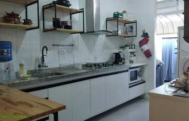 Imagem: A casa em condomínio possui 3 Dormitórios, 2 Banheiros, 2