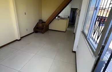 Imagem: A casa possui 2 Dormitórios, 2 Banheiros, 90m² de Área e