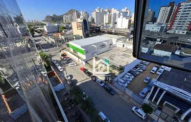 Imagem: O depósito possui 1 Vaga na garagem, 30m² de Área e está