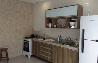 Imagem: A casa possui 2 Dormitórios, 1 Banheiro, 1 Vaga na garagem