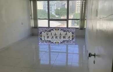 Imagem: O depósito possui 1 Vaga na garagem e 30m² de Área e está