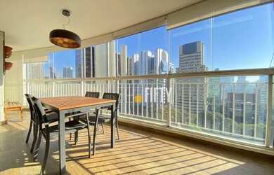 Imagem: O apartamento possui 3 Dormitórios, 2 Banheiros, 2 Vagas na