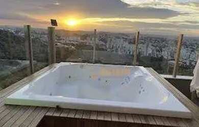 Imagem: A casa em condomínio possui 3 Dormitórios, 4 Banheiros, 4