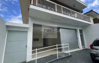 Imagem: O depósito possui 2 Vagas na garagem, 180m² de Área, Imóvel