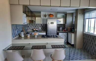 Imagem: O apartamento possui 3 Dormitórios, 2 Banheiros, 2 Vagas na