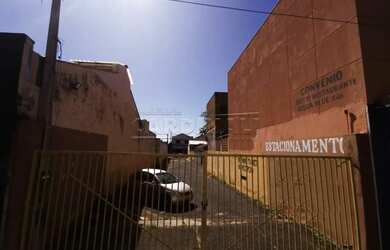 Imagem: O terreno possui 11m² de Área e está localizado em Centro