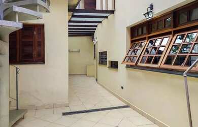 Imagem 10: Casa à venda em Cotia, Jardim Semiramis, com 3 quartos, com 209 m²