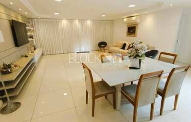 Imagem: O apartamento na cobertura possui 3 Dormitórios, 5 Banheiros