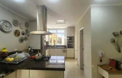 Imagem 5: Casa Sobrado a Venda no bairro Bella Vista em Jundiaí