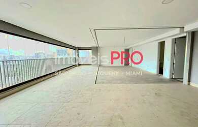 Imagem: O apartamento possui 4 Dormitórios, 5 Banheiros, 4 Vagas na