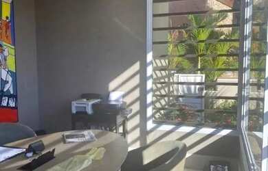 Imagem 8: Casa à venda e para alugar em Santana de Parnaíba, Alphaville, com 5...