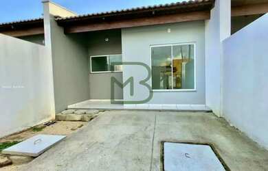 Imagem: A casa possui 2 Dormitórios, 1 Banheiro, 1 Vaga na garagem