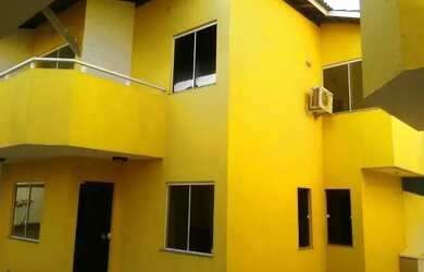 Imagem: A casa possui 2 Dormitórios, 2 Banheiros, 2 Vagas na garagem