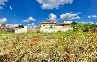 Imagem: O terreno possui 223m² de Área e está localizado em Centro