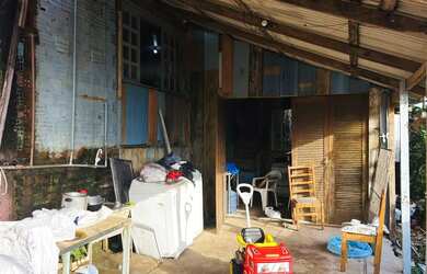 Imagem 4: Vendo ou troco Casa com 2 dormitórios