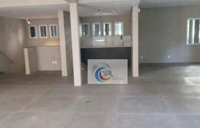 Imagem: O depósito possui 3 Vagas na garagem, 417m² de Área e está