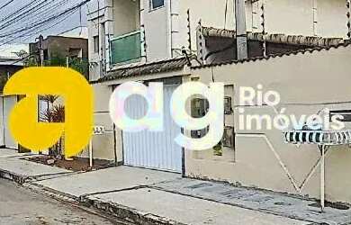 Imagem: A casa possui 2 Dormitórios, 2 Banheiros, 1 Vaga na garagem