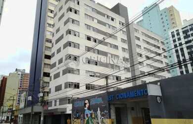 Imagem: O apartamento possui 1 Dormitório, 1 Banheiro, 34m² de Área