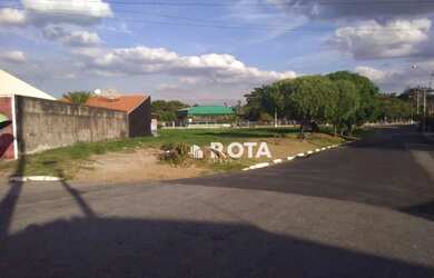 Imagem: O terreno possui 300m² de Área e está localizado em Joao