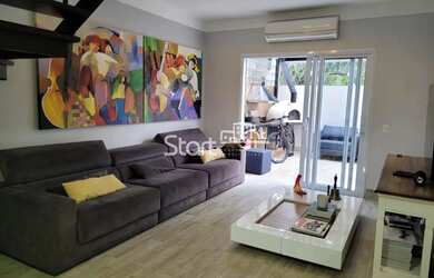 Imagem: A casa em condomínio possui 3 Dormitórios, 2 Banheiros, 4